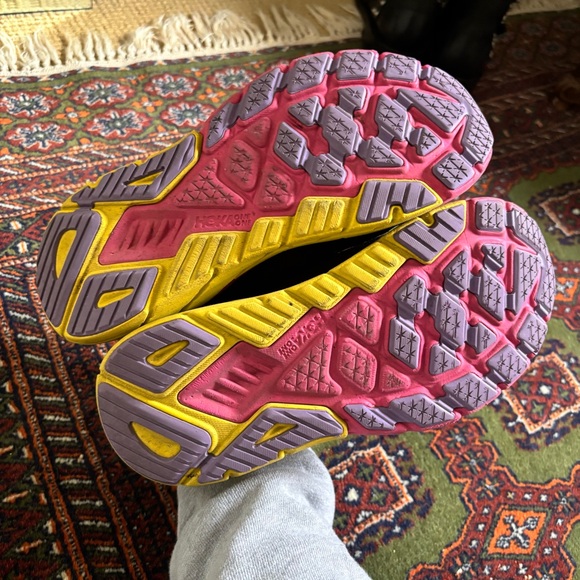 Hoka Arahi 6, size 8.5 Women's - Picture 4 of 6